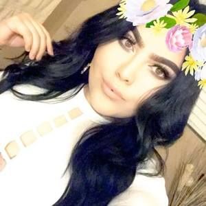 Meet your Posher, Julissa